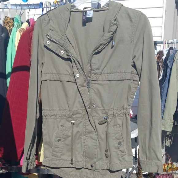 DIVIDED H&M  Khaki GREEN Utility Jacket With Hood Size 0 - Picture 3 of 6